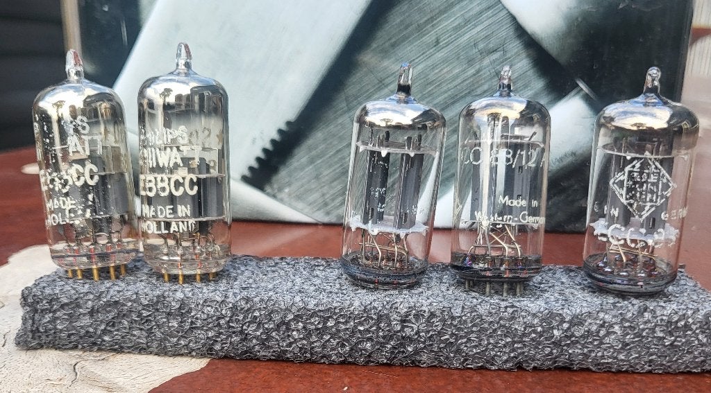 5 audiobuizen E88CC en ECC88, Ophalen of Verzenden, Buis of Buizen