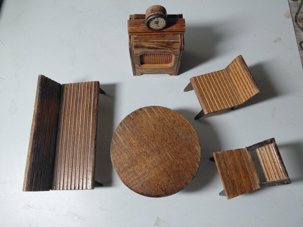 Meubeltjes voor het poppen huis miniatuur 1:12, Ophalen of Verzenden, Gebruikt, Poppenhuis
