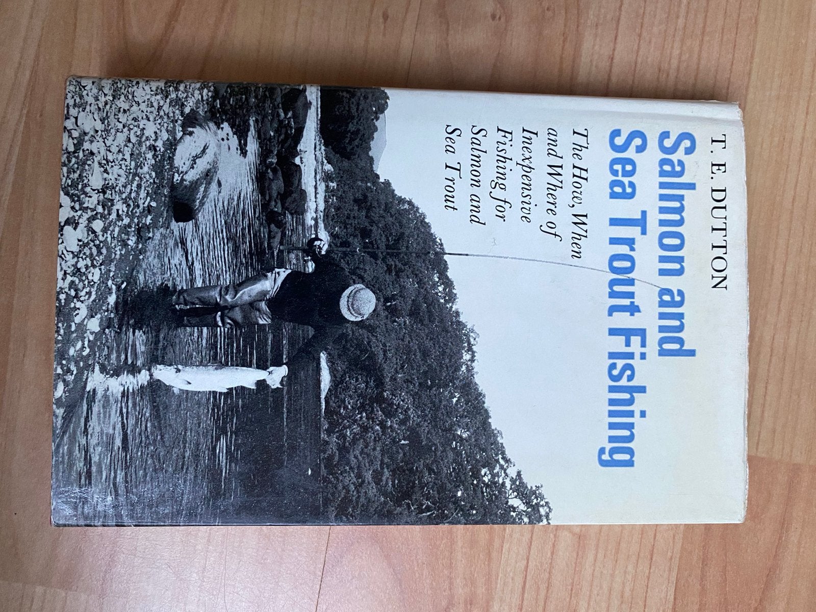 Salmon and Sea Trout Fishing van T.E. Dutton, Ophalen of Verzenden, Zo goed als nieuw
