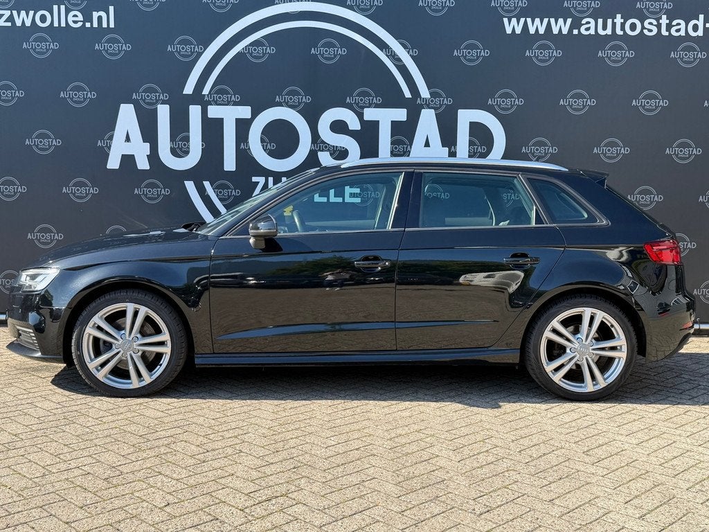 Audi A3 Sportback 40 e-tron Advance Sport Automaat / Virtual, Auto's, Audi, 8 kWh, Stof, 4 cilinders, 150 pk