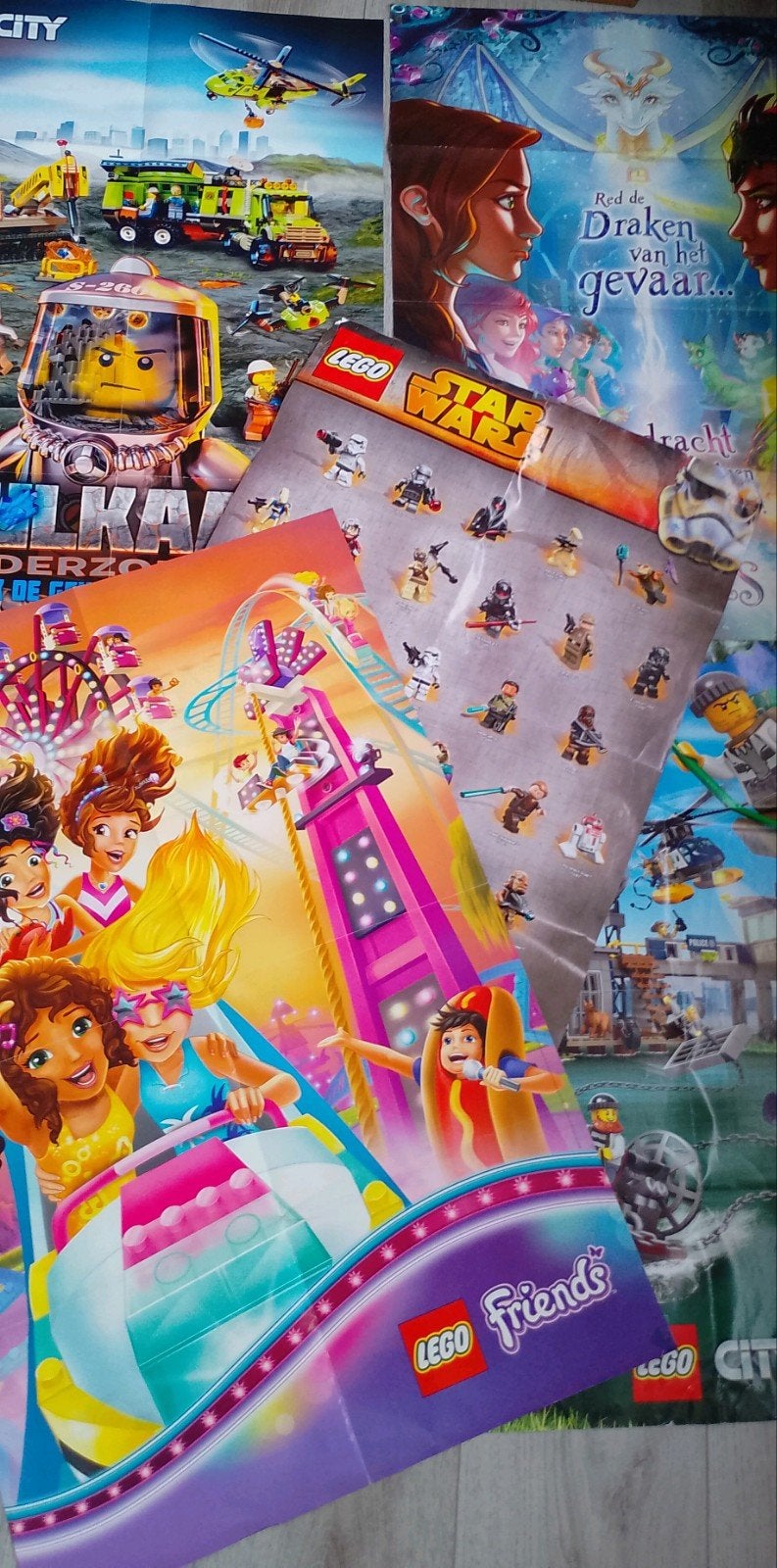 Foto 3 van Diverse LEGO Posters Star Wars, City, Friends, Nexo Knights