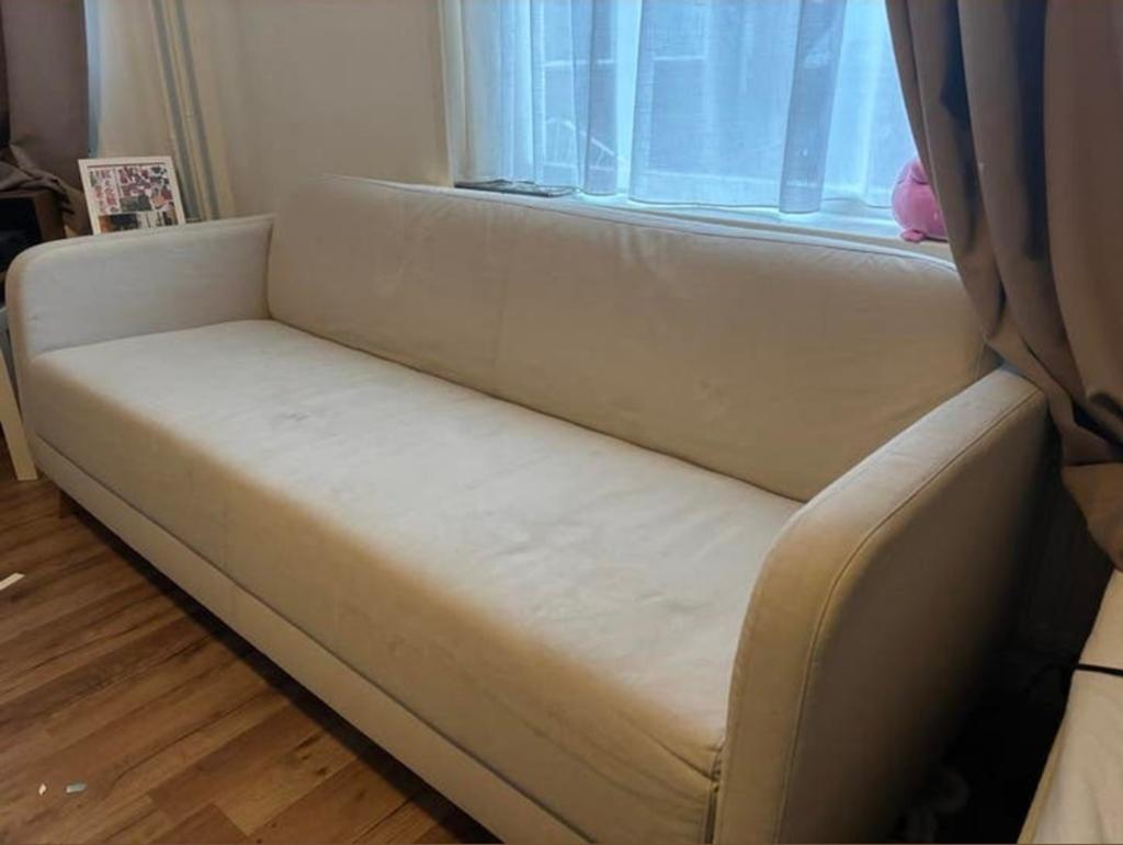 Moderne bank!!, Huis en Inrichting, Slaapkamer | Slaapbanken, Ophalen, Tweepersoons, Beige, 80 cm