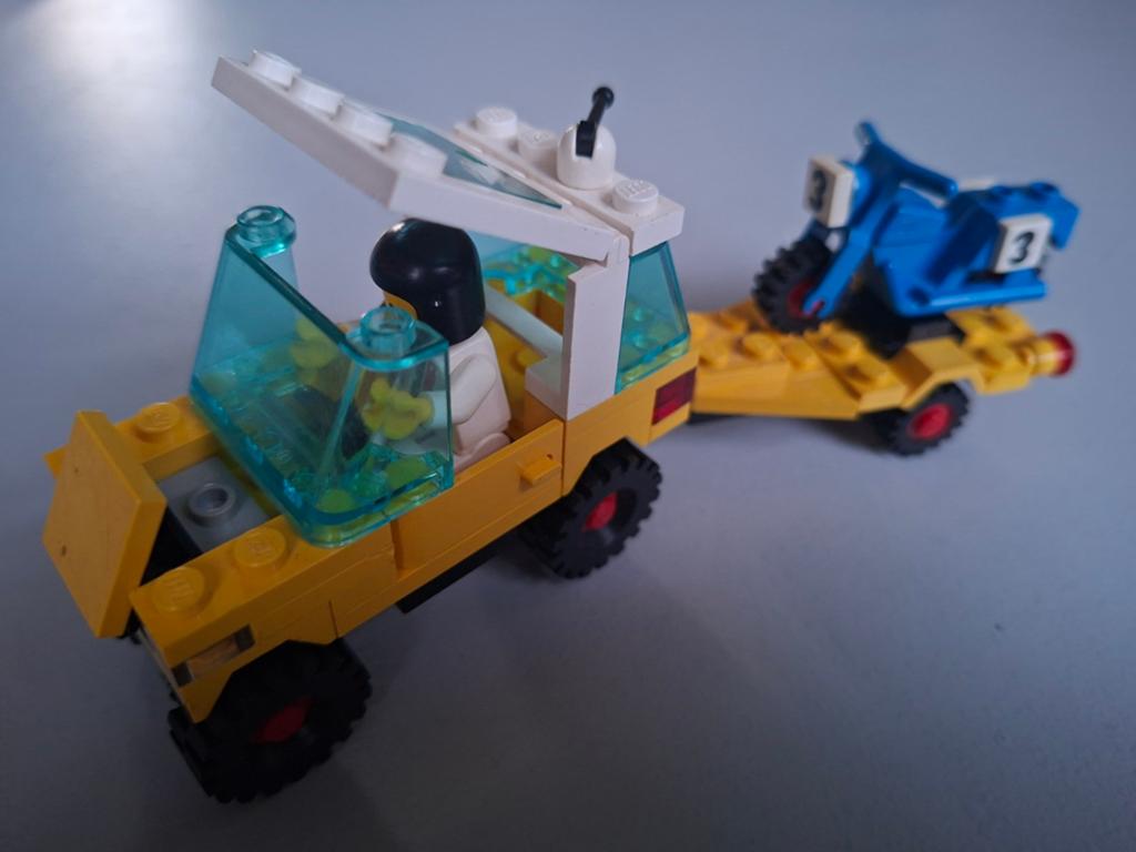 LEGO Legoland 6677 - Rally Auto met Motorcrosser, Gebruikt, Lego, Ophalen of Verzenden, Compleet