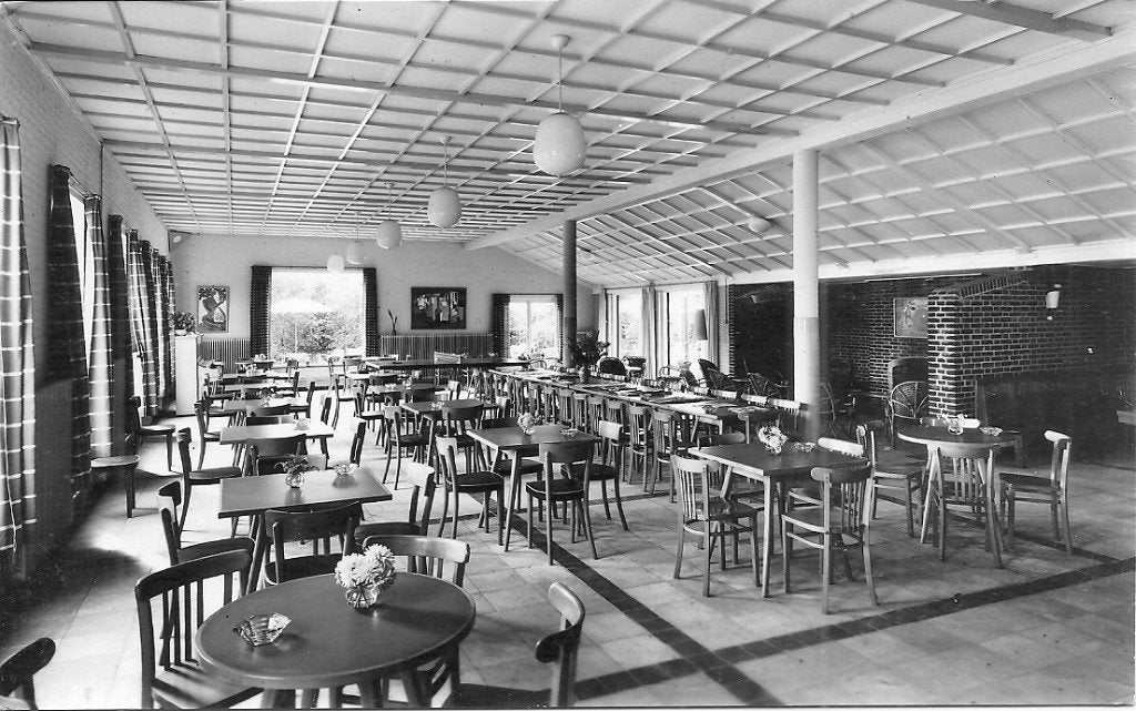 Militair Tehuis "De Leemberg" Nunspeet - Conversatiezaal, Ophalen of Verzenden, 1940 tot 1960, Gelopen, Gelderland