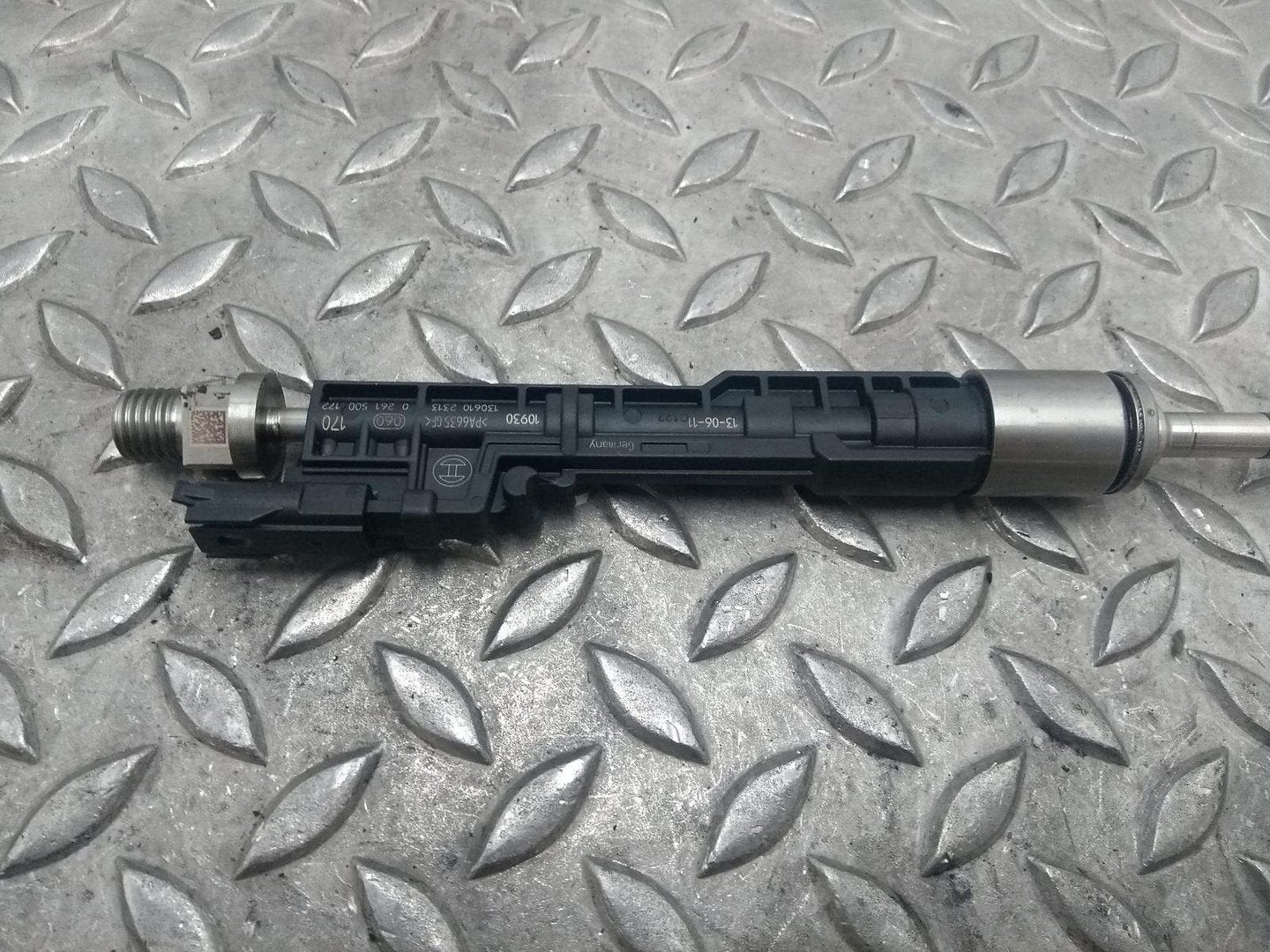 BMW 3 SERIES BRANDSTOF INJECTOR / VERSTUIVER 2012, Ophalen of Verzenden, Gebruikt, Stiba lid