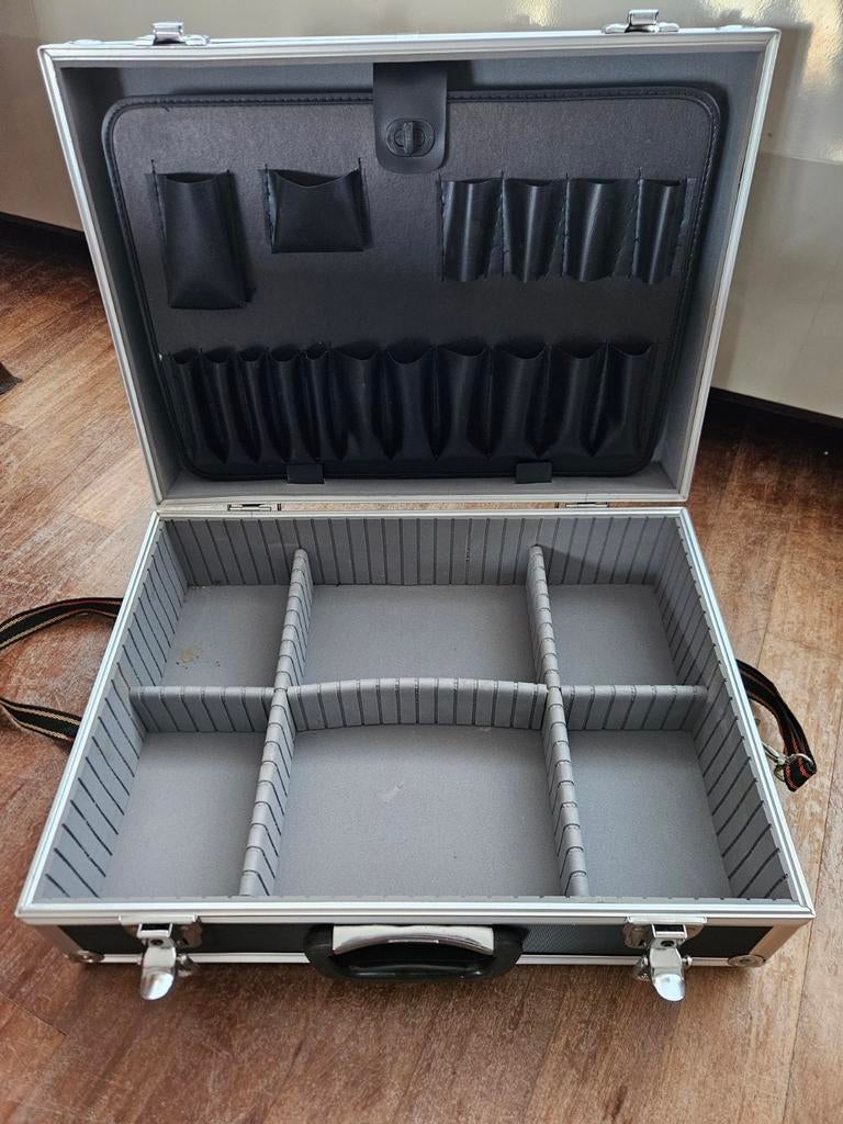 Nieuwe Hardcase Gereedschapskoffer met slot, Doe-het-zelf en Verbouw, Gereedschapskisten, Nieuw, Ophalen of Verzenden