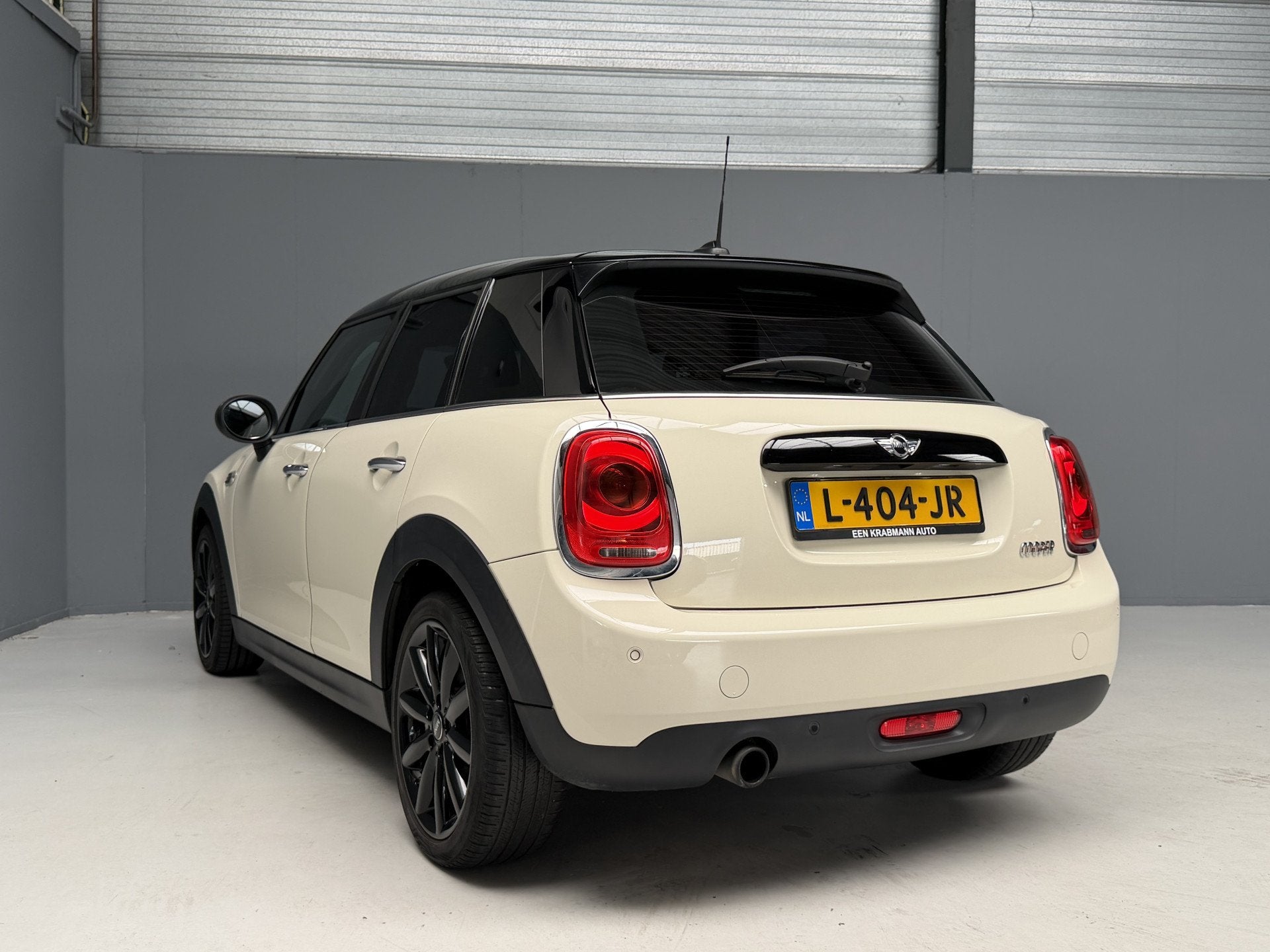 MINI 5-deurs 1.5 Cooper Chili GARANTIE|Cruise|Navi|Sportstoe, Auto's, Mini, 136 pk, Gebruikt, Met garantie (alle), Leder en Stof