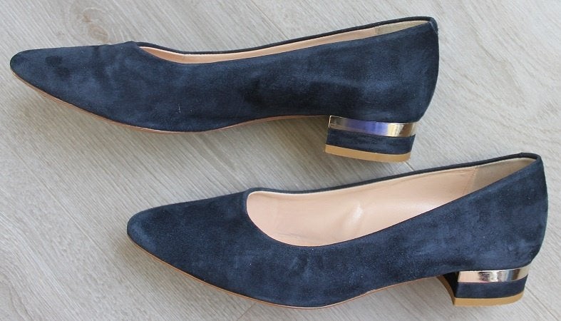 EVALUNA Donker-Blauwe, Suede Pumps maat 37,5, Kleding | Dames, Schoenen, Blauw, Instappers, Ophalen of Verzenden, Zo goed als nieuw
