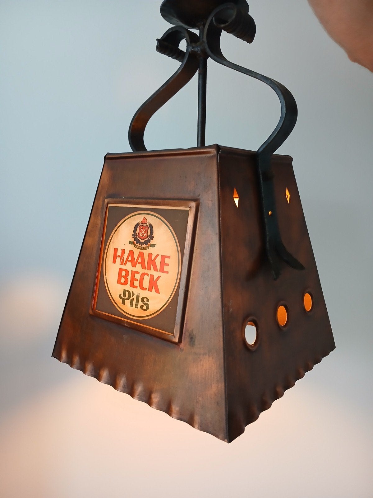Haake Beck pils/bier  lantaarn bar lamp, Verzamelen, Biermerken, Ophalen of Verzenden, Gebruikt, Reclamebord, Plaat of Schild