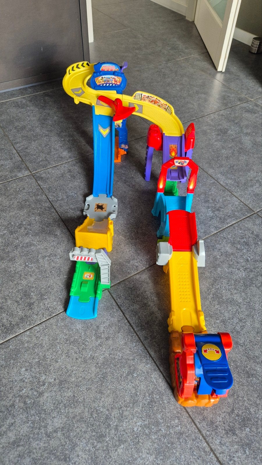 Toet Toet Racebaan - VTech, Kinderen en Baby's, Speelgoed | Racebanen, Zelf te bouwen, Handmatig, Ophalen, Overige merken