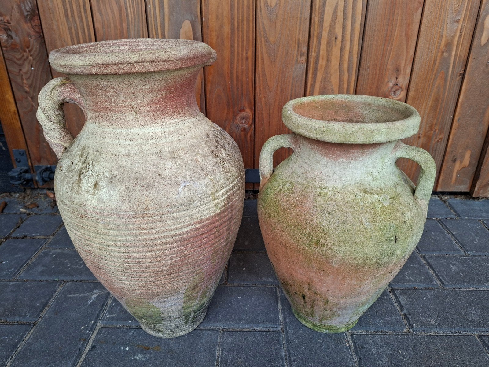 2 grote vintage, antieke terra cotta kruiken, Tuin en Terras, Tuinvazen, Ophalen