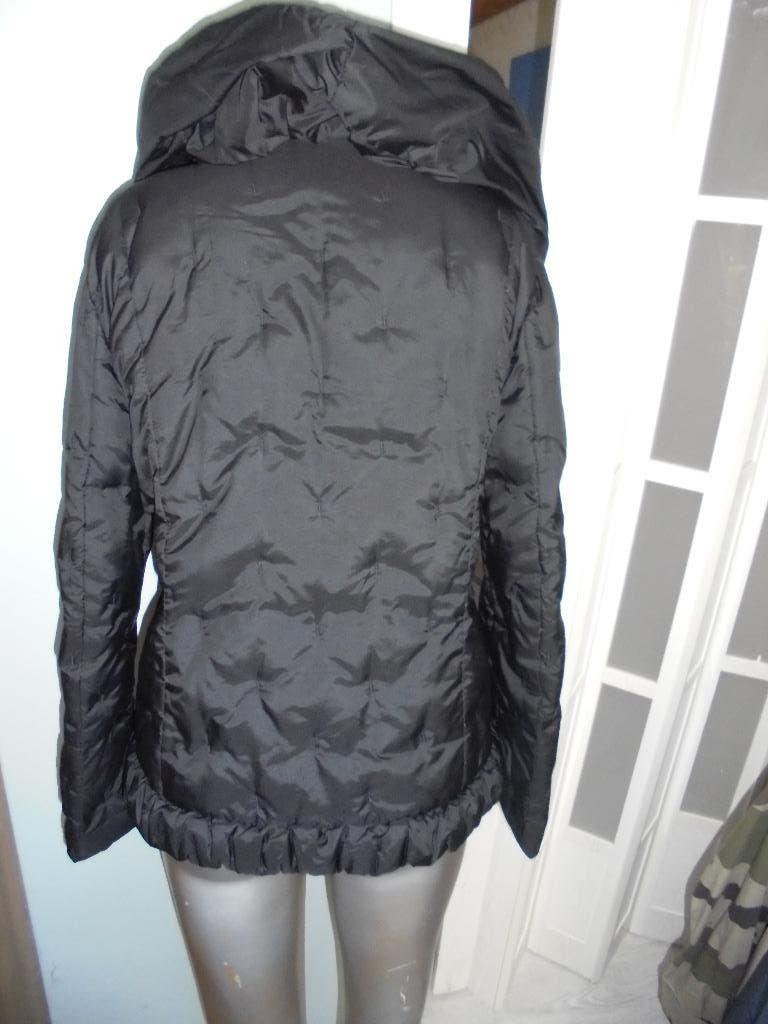 MaxMara zwarte puffer jack maat 38, Kleding | Dames, Jassen | Winter, Maat 38/40 (M), Zwart, Ophalen of Verzenden, Zo goed als nieuw
