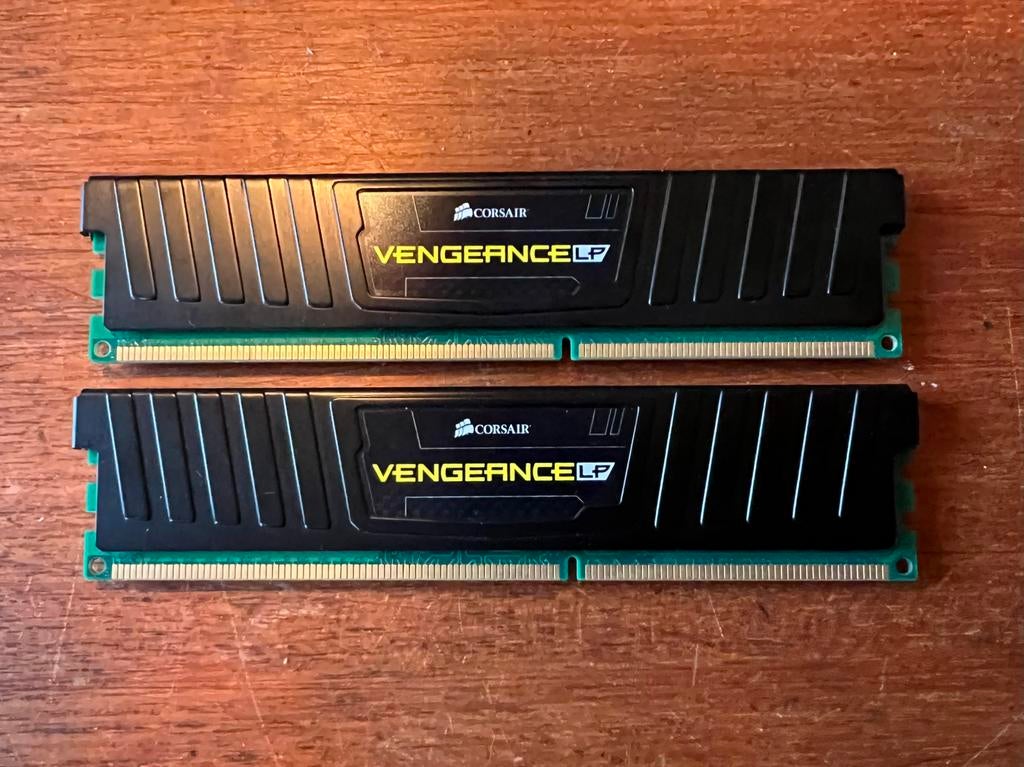 Corsair Vengeance LP DDR3 ram geheugenkaarten, Ophalen of Verzenden, Zo goed als nieuw, DDR3, Desktop
