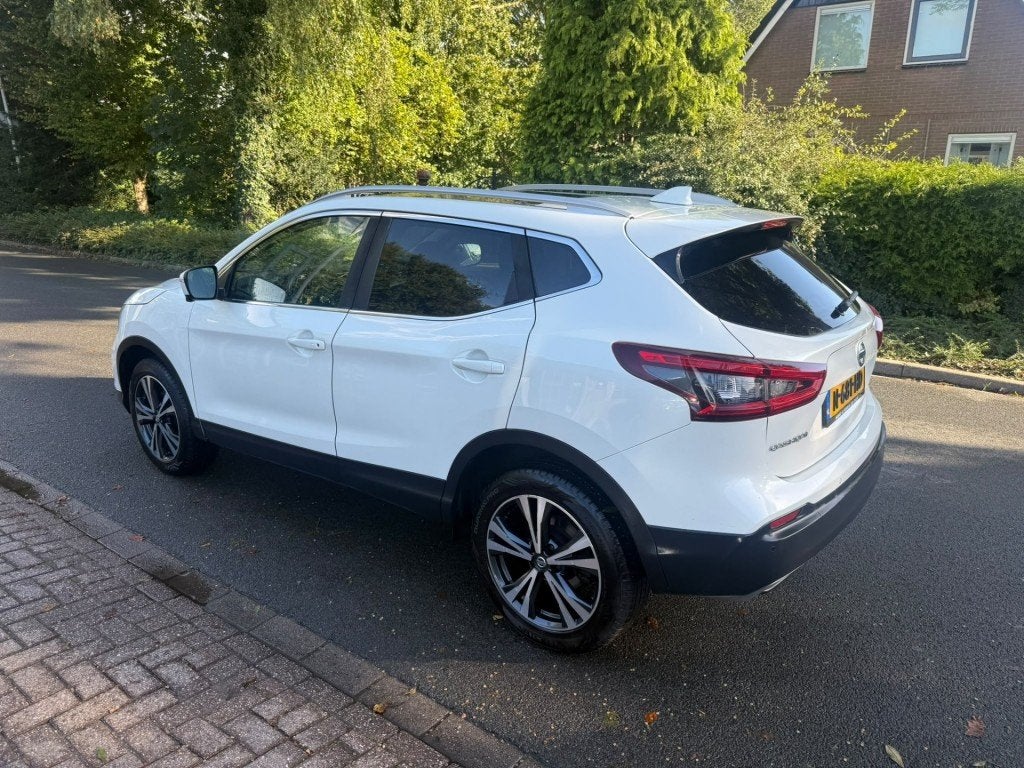Nissan QASHQAI 1.2 Tekna/panorama/camera/stoelverwarming/17, Auto's, Voorwielaandrijving, Gebruikt, 4 cilinders, Met garantie (alle)