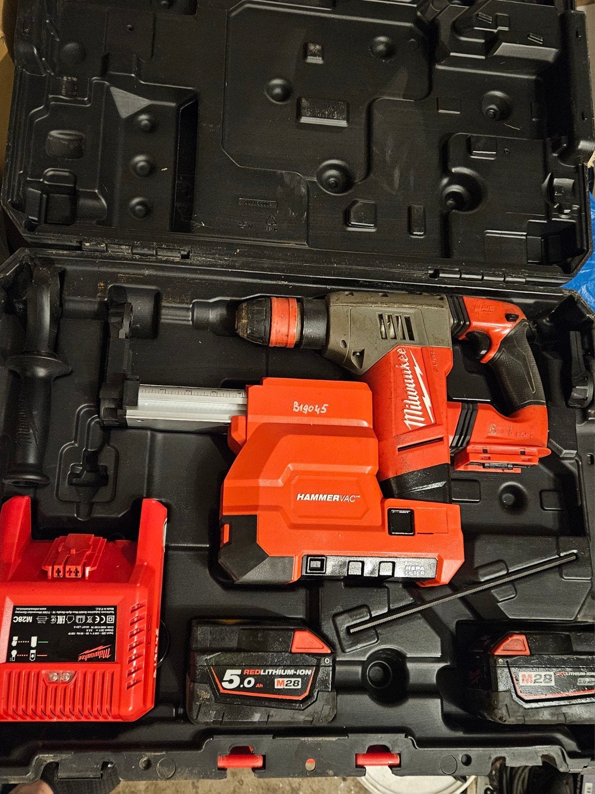 Zo goed als nieuw Milwaukee combi klopbormachine hamer € 265