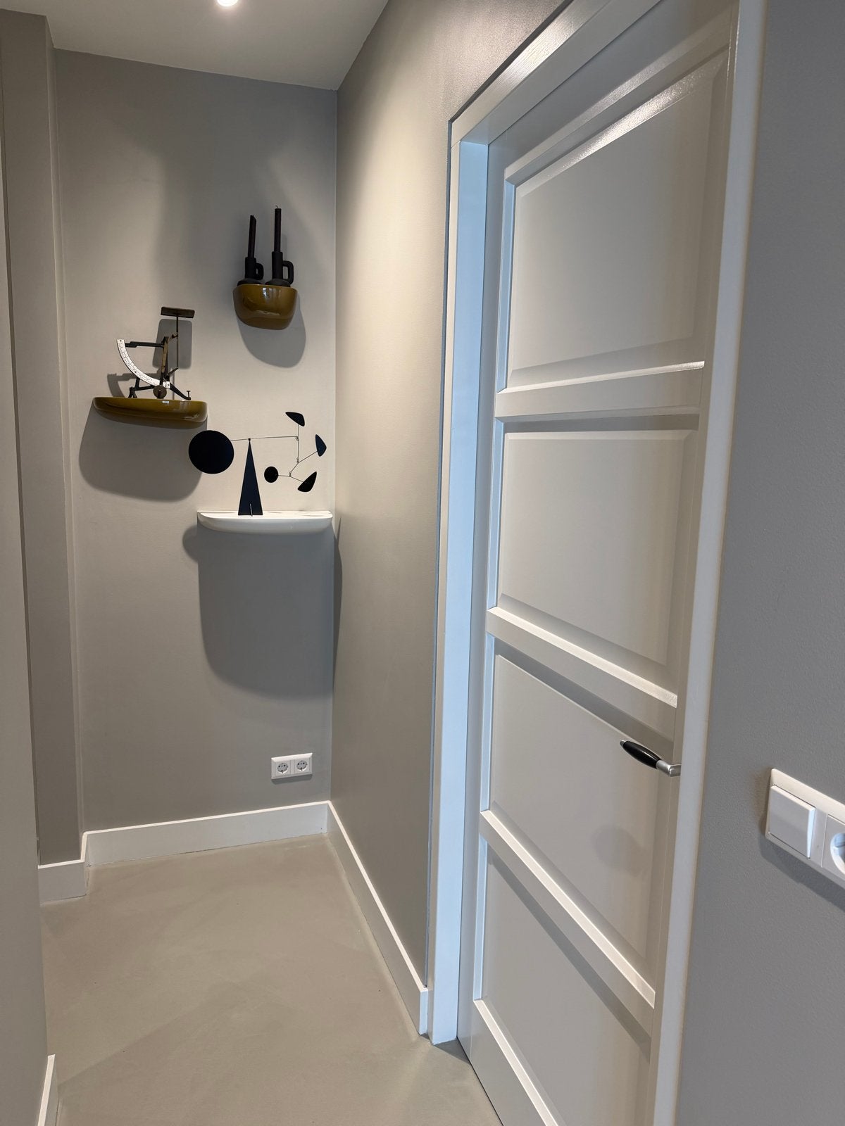 Vitra Corniche Wandplankjes - Set van 3 (S, M, L), Meerkleurig, Kunststof, Ophalen of Verzenden, Zo goed als nieuw