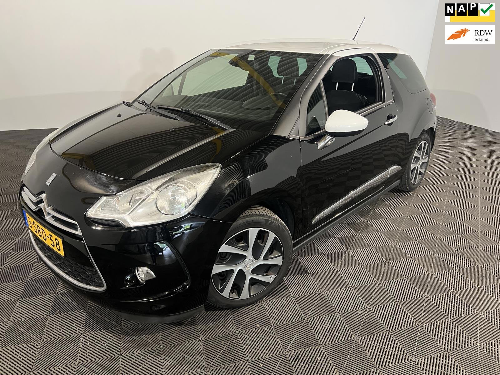 Citroen DS3 1.2 VTi Chic, Auto's, Voorwielaandrijving, Euro 5, 1199 cc, 82 pk