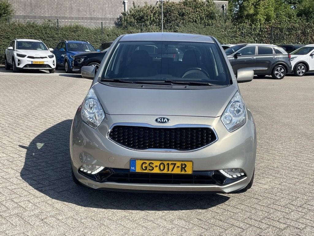 Kia Venga 1.4 CVVT DynamicPlusLine (bj 2015), Auto's, Voorwielaandrijving, Gebruikt, Euro 6, 4 cilinders