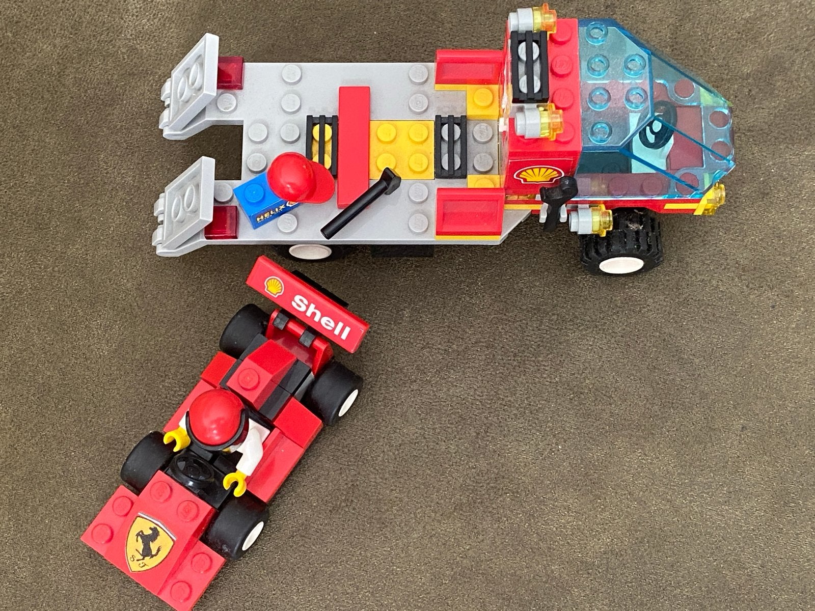 Lego Shell Ferrari Racewagen met Transporter (set 1253), Kinderen en Baby's, Ophalen of Verzenden, Zo goed als nieuw