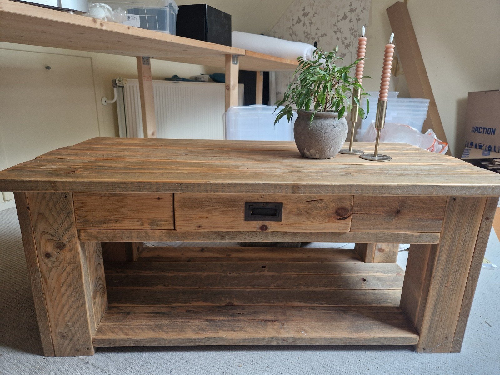 Stijgerhouten salontafel, Ophalen