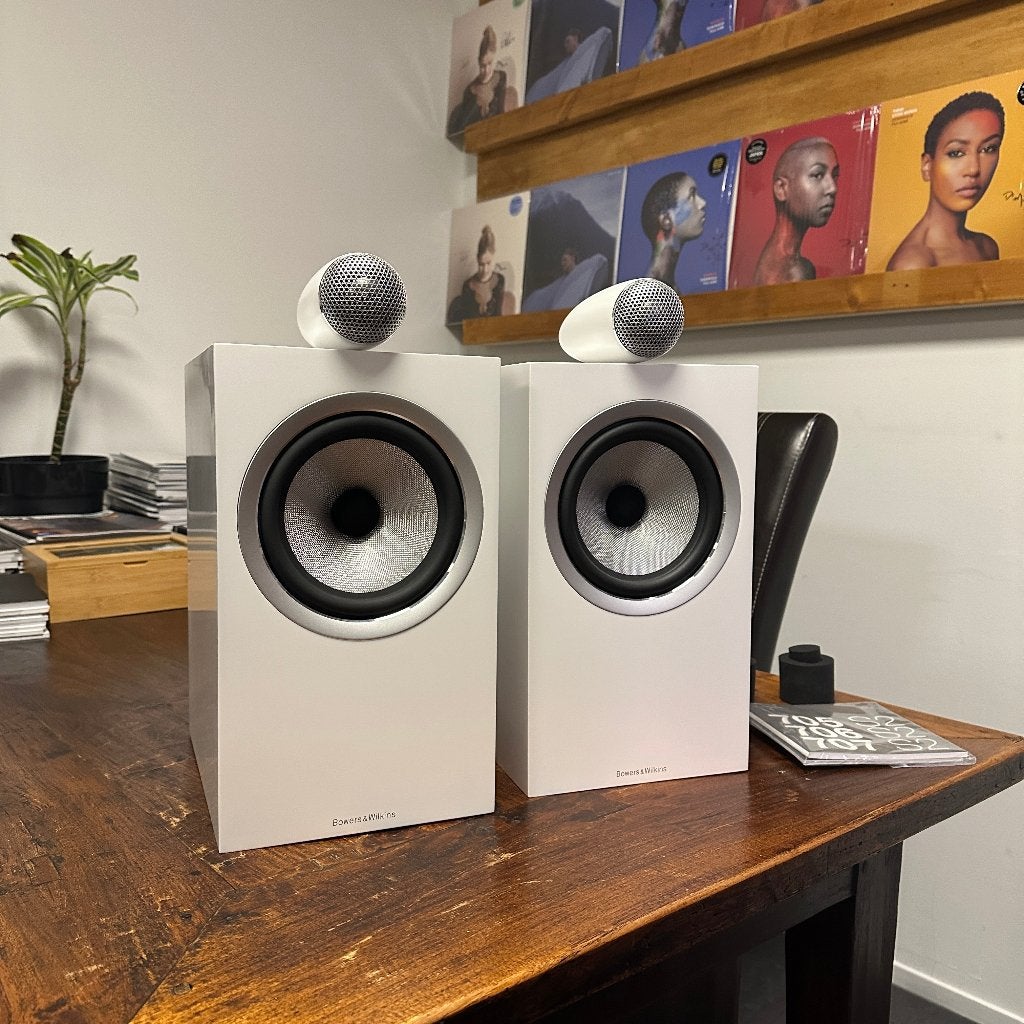 Bowers & Wilkins 705 S2 - Satijn Wit (occasion), Audio, Tv en Foto, Luidsprekers, Onbekend, Bowers & Wilkins, Zo goed als nieuw