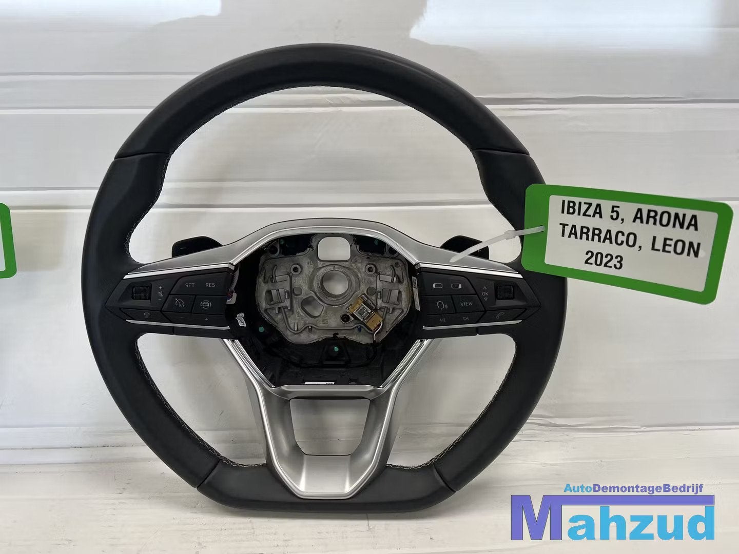 SEAT LEON IBIZA TARRACO ARONA Stuurwiel stuur flipper 2018+, Gebruikt, Autovia A-2, Km 585 585
08760  Martorell, ES, Ophalen of Verzenden
