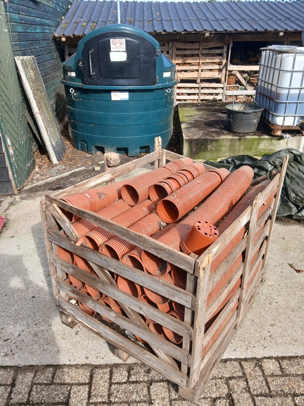 Partij nieuwe bruine kunststof potten - hele box, Tuin en Terras, Ophalen, Kunststof, Nieuw, Binnen