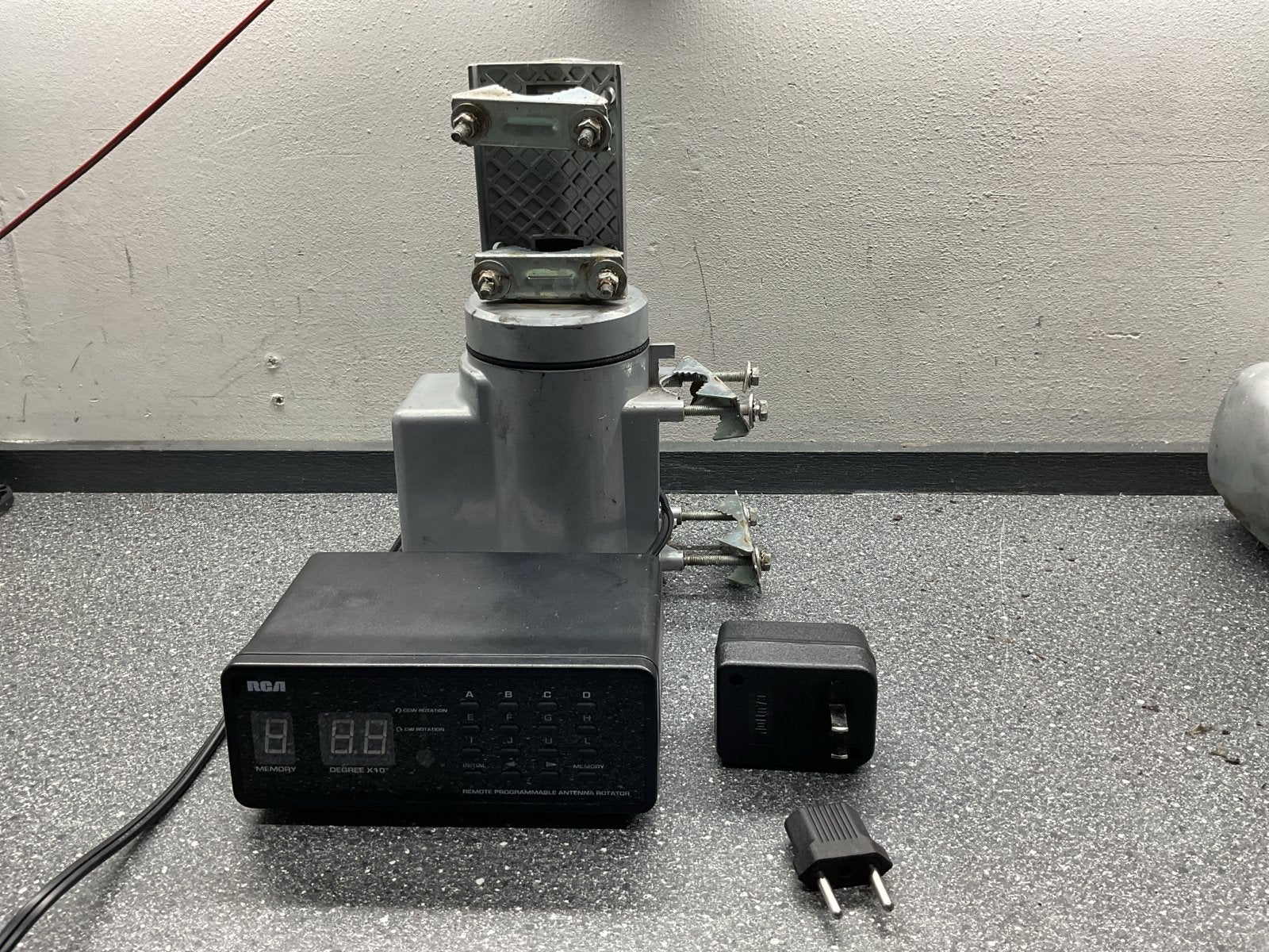 RCA Programmeerbare Antenne Rotor VH226E met handleiding, Telecommunicatie, Ophalen, Gebruikt, Toebehoren