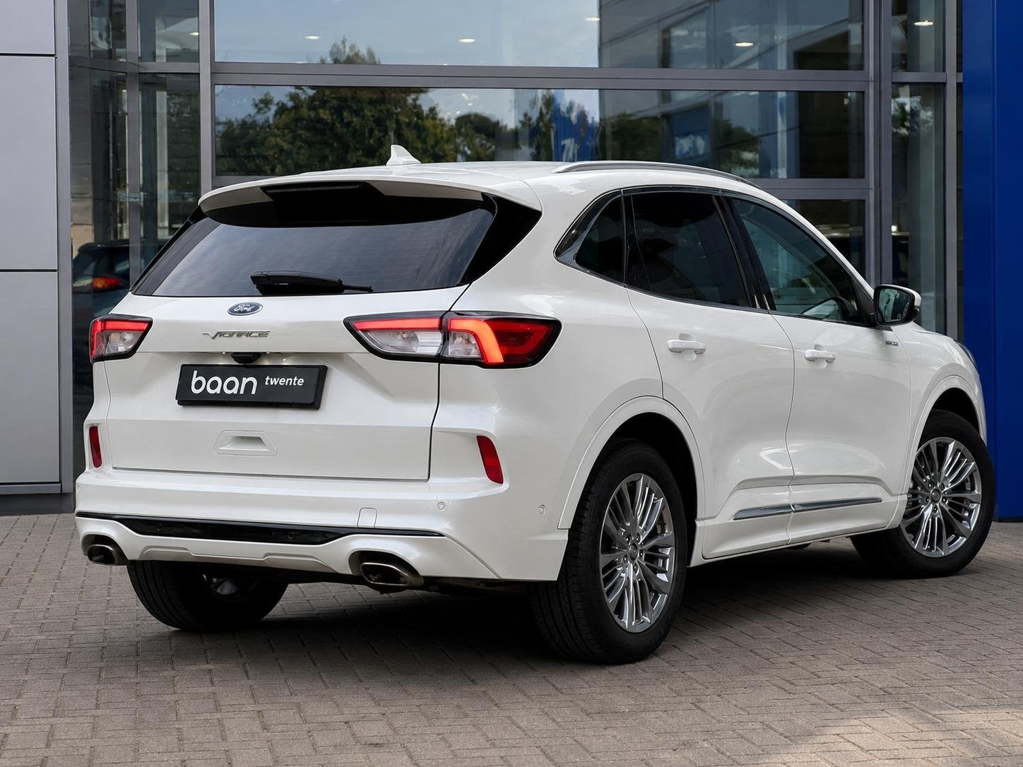Ford Kuga 2.5 PHEV Vignale | Trekhaak wegkl. | Head-Up | Cam, 12 maanden, 14 kWh, Gebruikt, 4 cilinders