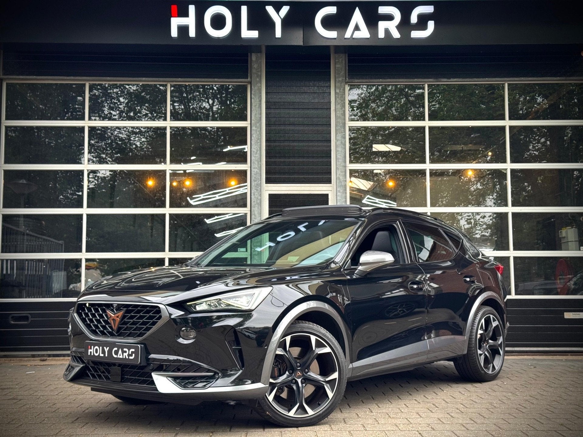 Cupra Formentor 1.4 e-Hybrid VZ | KEYLESS | PANO | 360 CAM |, Gebruikt, Euro 6, 4 cilinders, Zwart