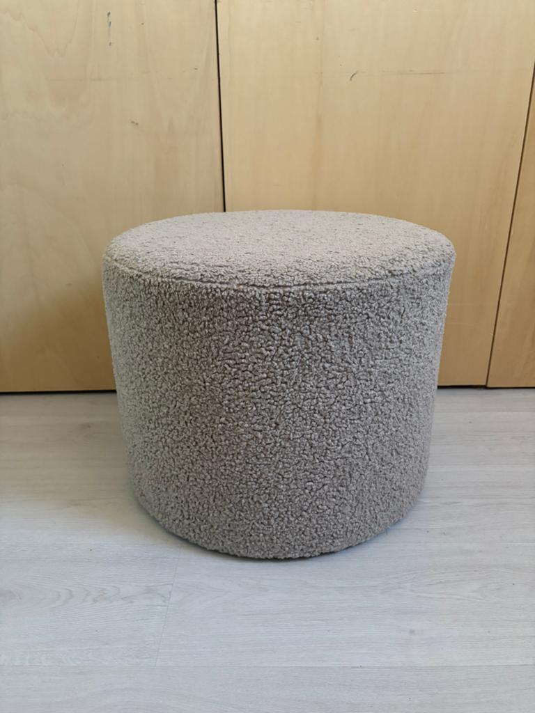 Teddy poef, Ophalen, Zo goed als nieuw, Rond, Stof