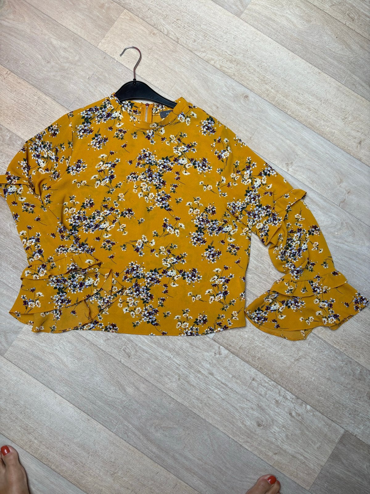 Primark Gele Bloemenblouse met Ruches mt 40, Maat 38/40 (M), Geel, Ophalen of Verzenden, Zo goed als nieuw