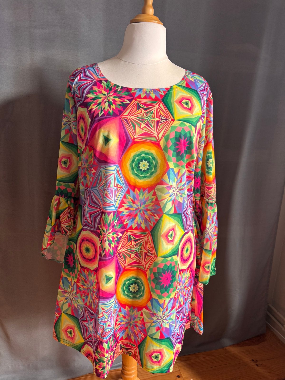 Hippie jurkje Maat XL (46/48), Ophalen of Verzenden, Zo goed als nieuw, Maat 46/48 (XL) of groter, Carnaval