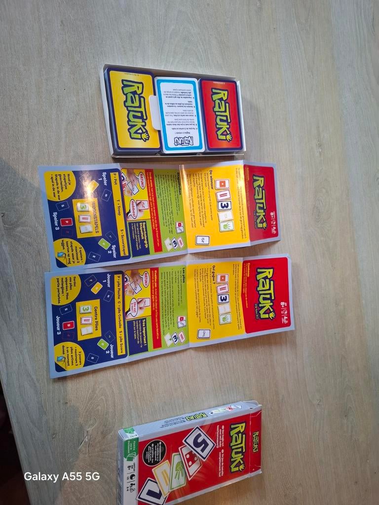 Ratuki Kaartspel - Snel en Verslavend Kaartspel, Ophalen of Verzenden, Zo goed als nieuw, Consumercare@hasbro.co.uk, Hasbro