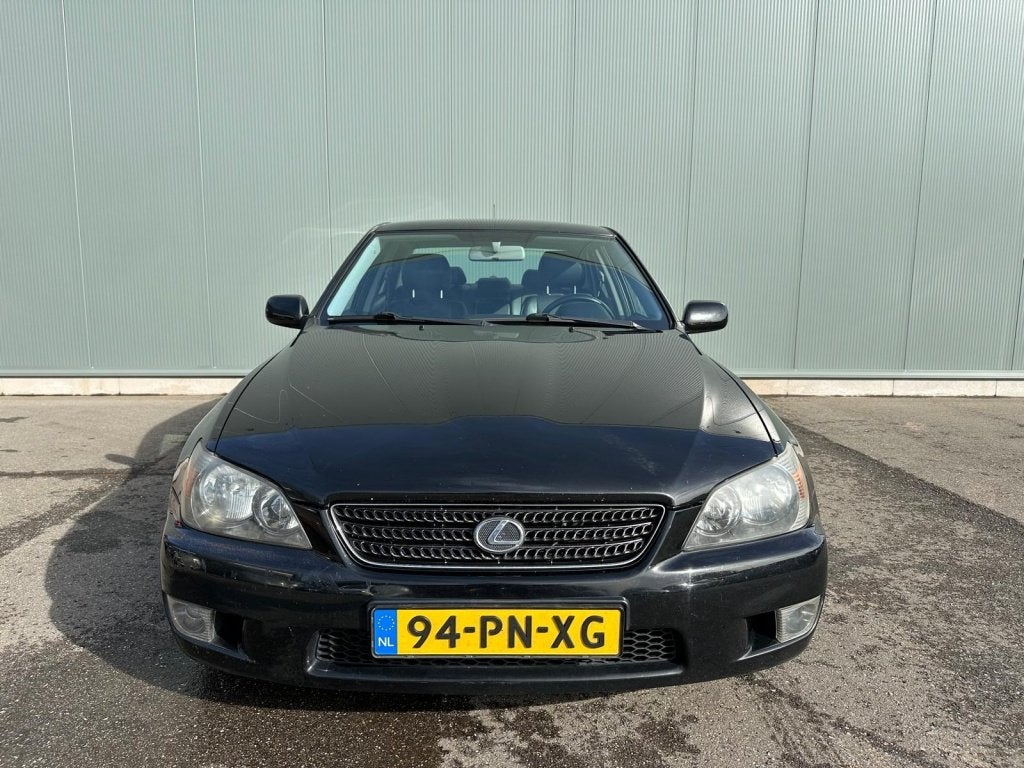 Lexus IS 200 Business, Auto's, 450 kg, Zwart, 155 pk, Nieuw