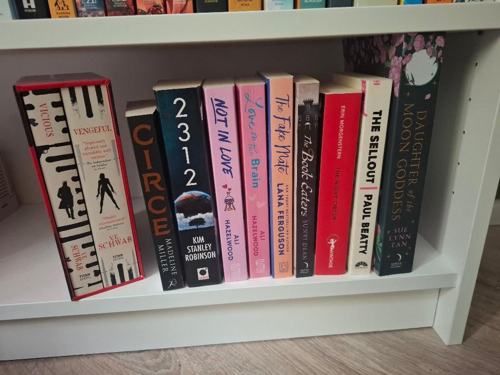 Verschillende Engelse boeken, Ophalen of Verzenden, Zo goed als nieuw, Fictie