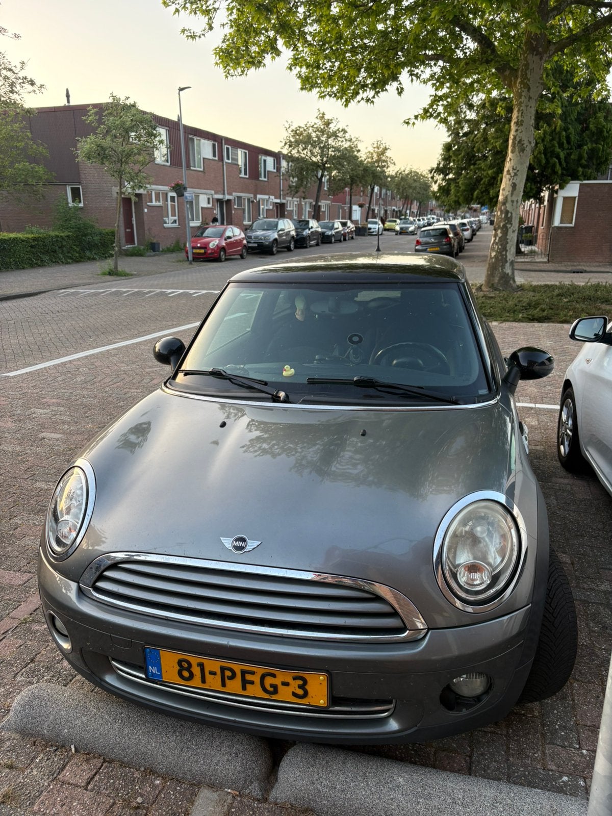 Mini motor defect monteur gezocht, Voorwielaandrijving, 40 €/maand, 4 cilinders, 4 stoelen