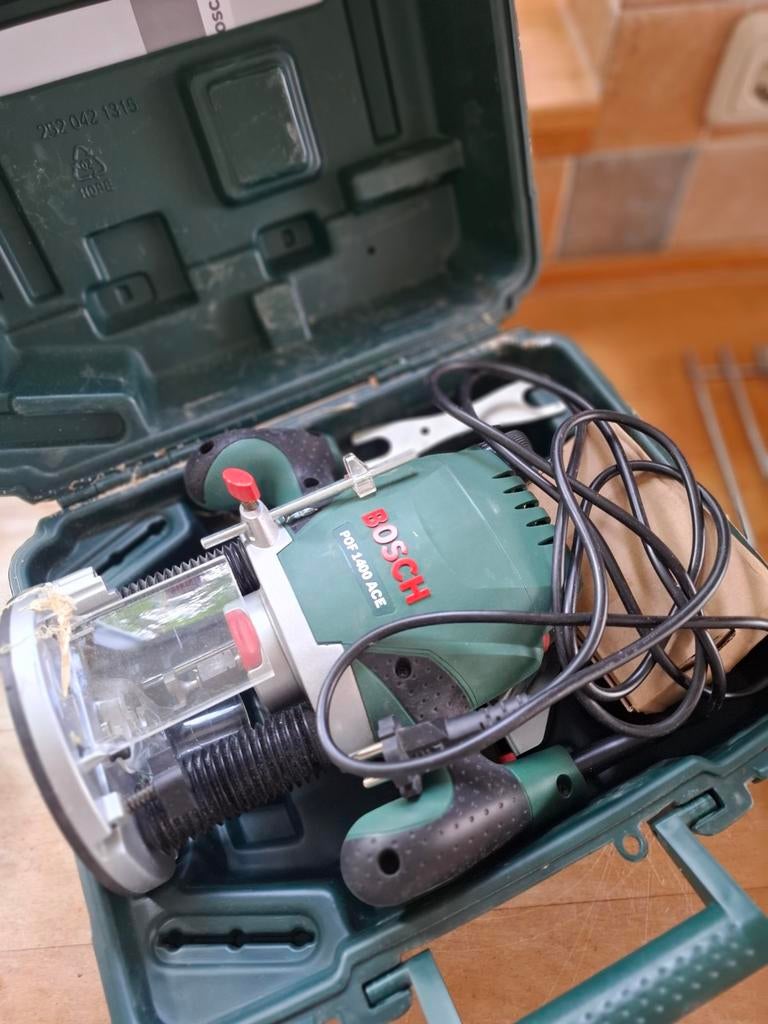 Bosch POF 1400 ACE Bovenfrees inclusief vrezen, Ophalen, Zo goed als nieuw, Bovenfrees, Bosch