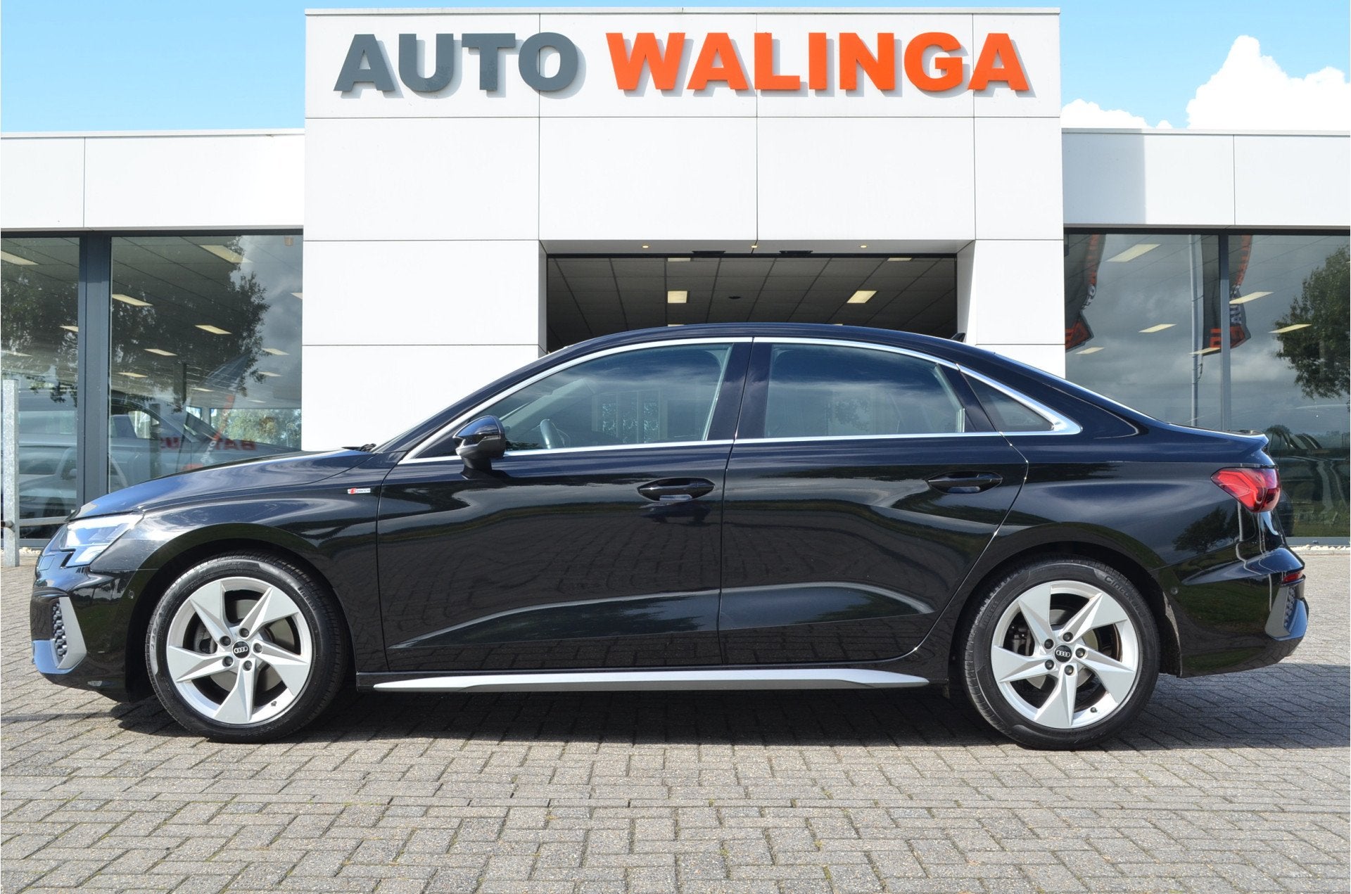 Audi A3 Limousine 35 TFSI 3x S-Line 4 Cilinder 150 PK Virtua, Dealer onderhouden, 4 cilinders, 150 pk, Leder en Stof