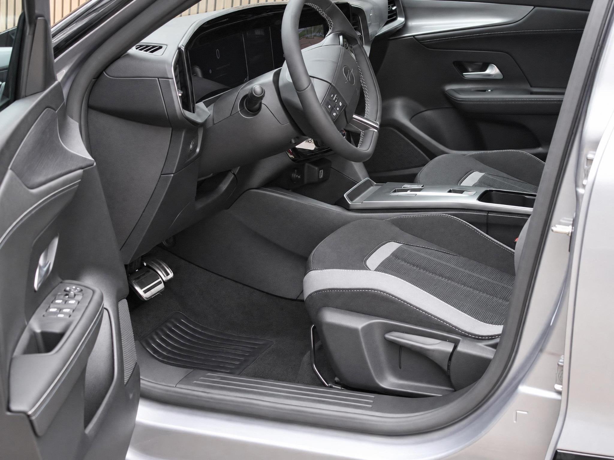 Opel Mokka 1.2 Turbo Hybrid GS Automaat Camera 18"LMV VOORRA, Stof, 1199 cc, Origineel Nederlands, Nieuw