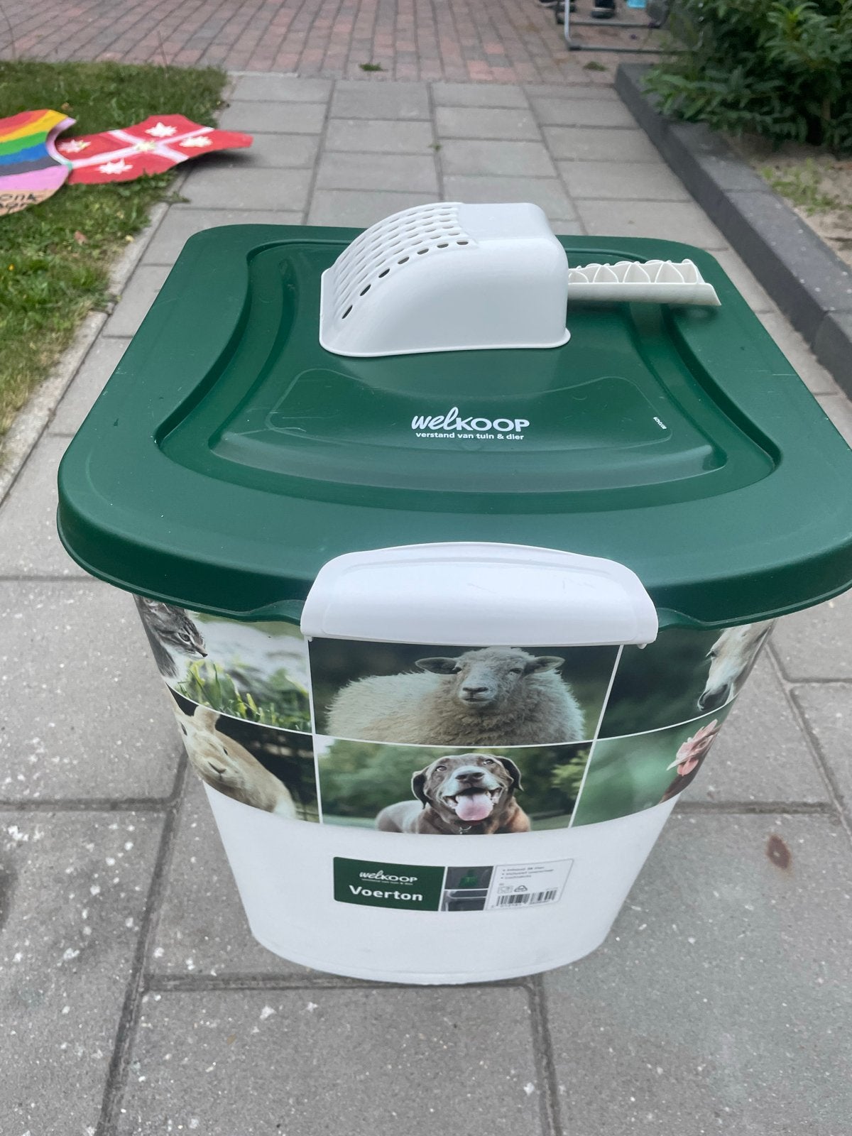 Voerton Welkoop 38L, Ophalen, Zo goed als nieuw
