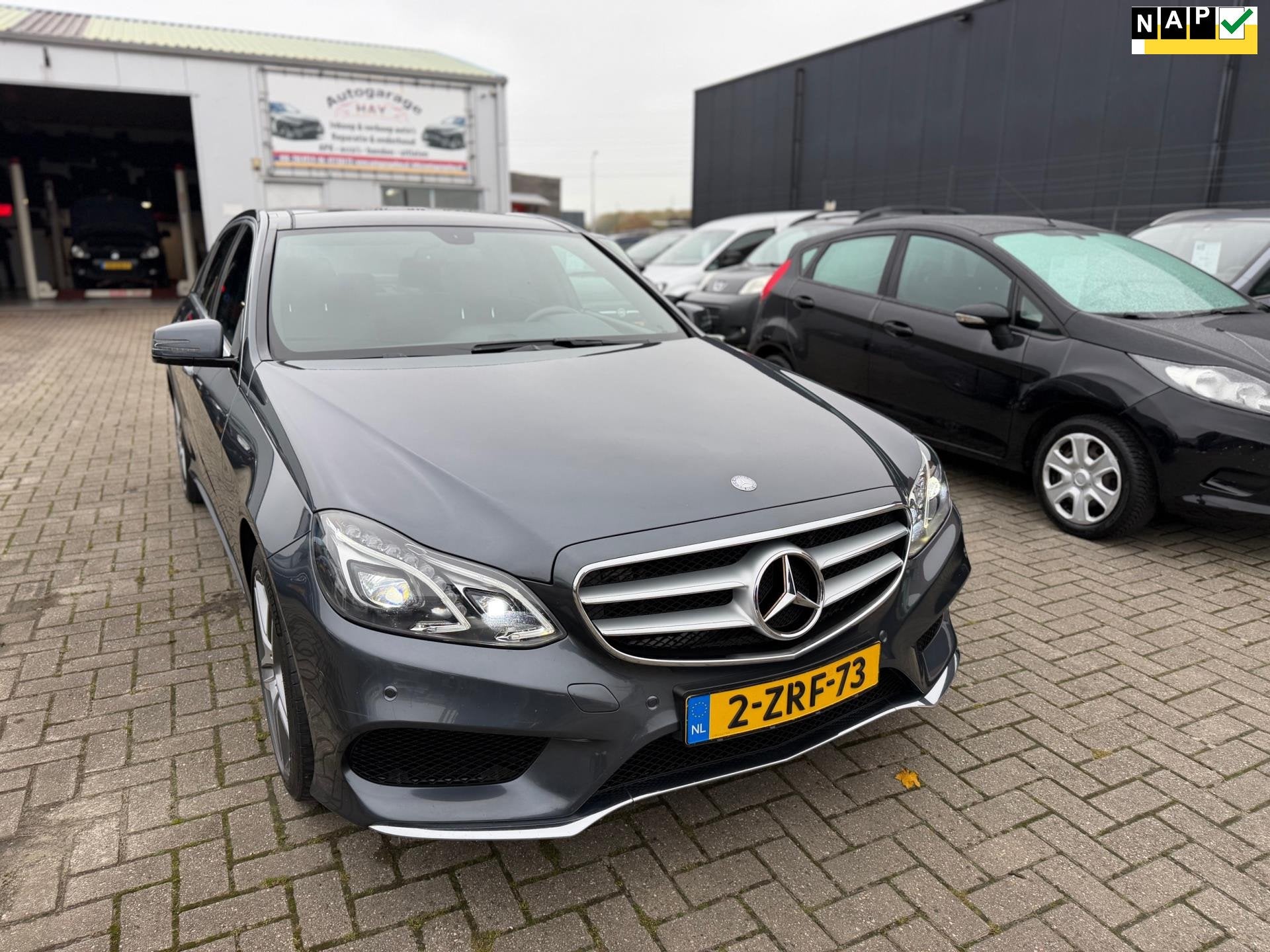 Mercedes-Benz E-klasse 350 BlueTEC Ambition Avantgarde|AMG, Auto's, Automaat, Achterwielaandrijving, Gebruikt, Euro 6