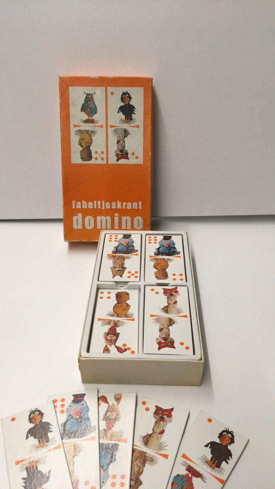 Fabeltje krant Domino in originele doos, Ophalen of Verzenden, Gebruikt