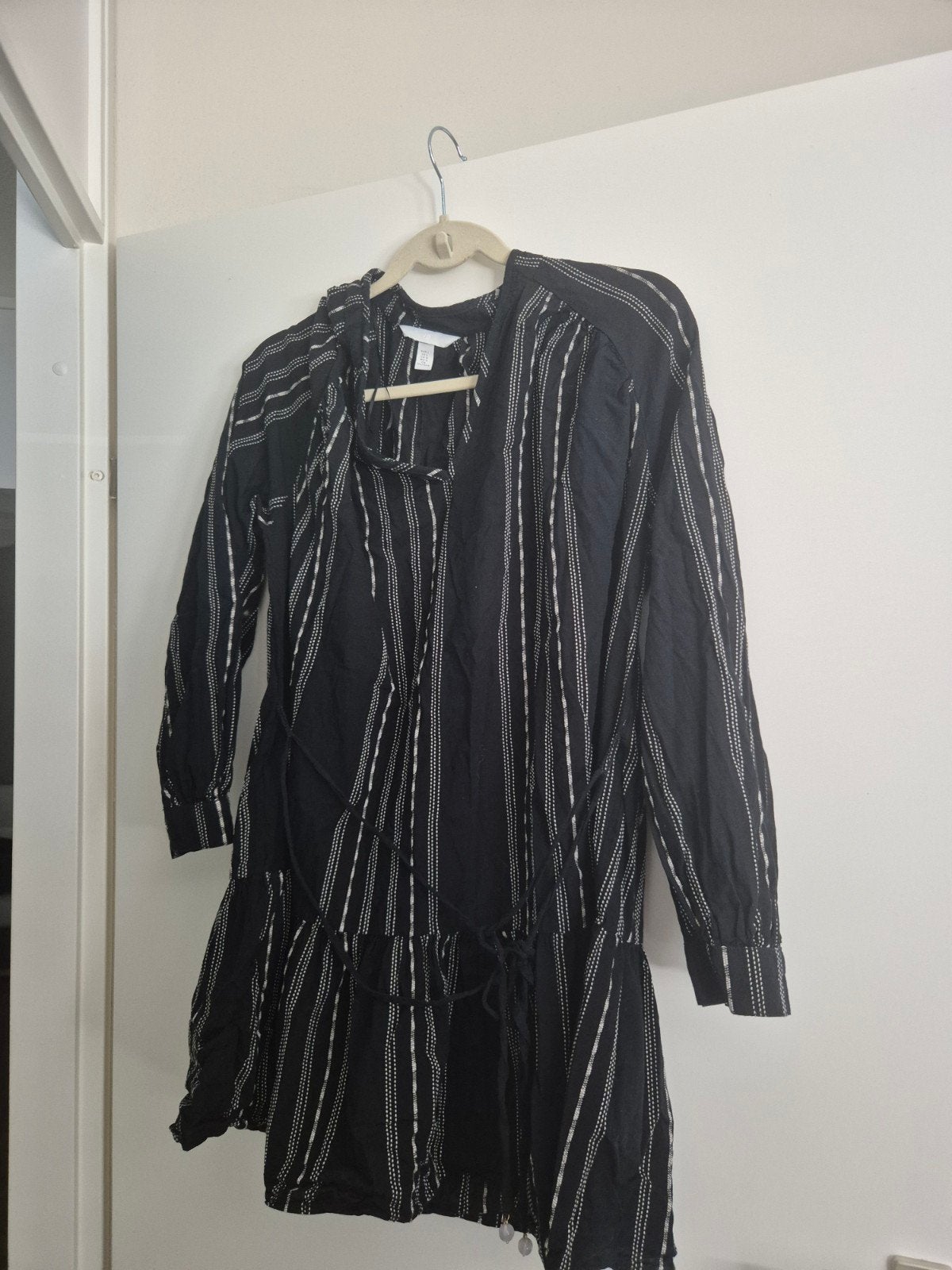 Dames jurk zwart met ceintuur, Maat 38/40 (M), Zwart, Ophalen of Verzenden, Zo goed als nieuw