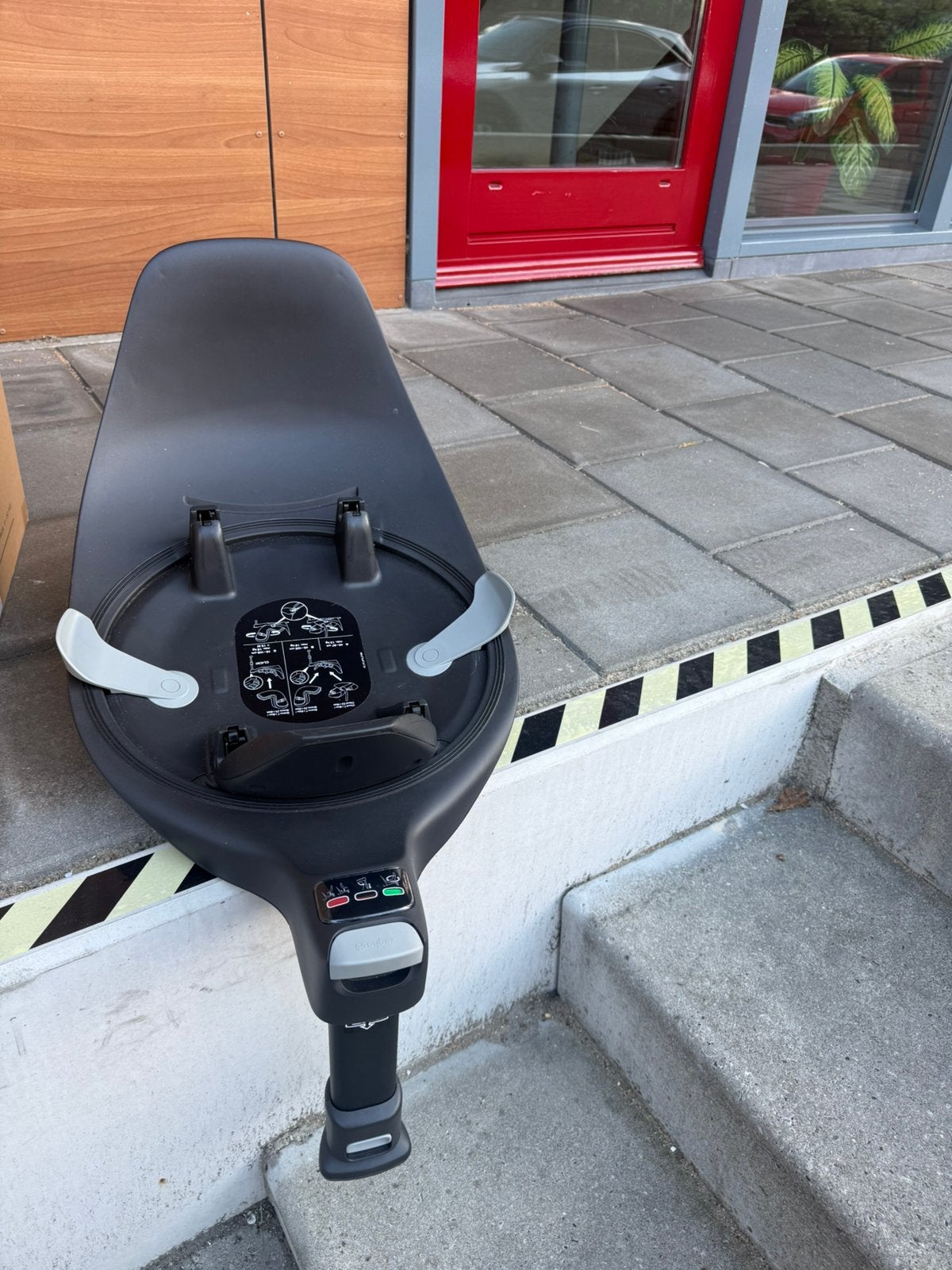 Cybex Base T - Black Isofix Base voor Autostoel, Zo goed als nieuw, Isofix, 0 t/m 13 kg, Ophalen