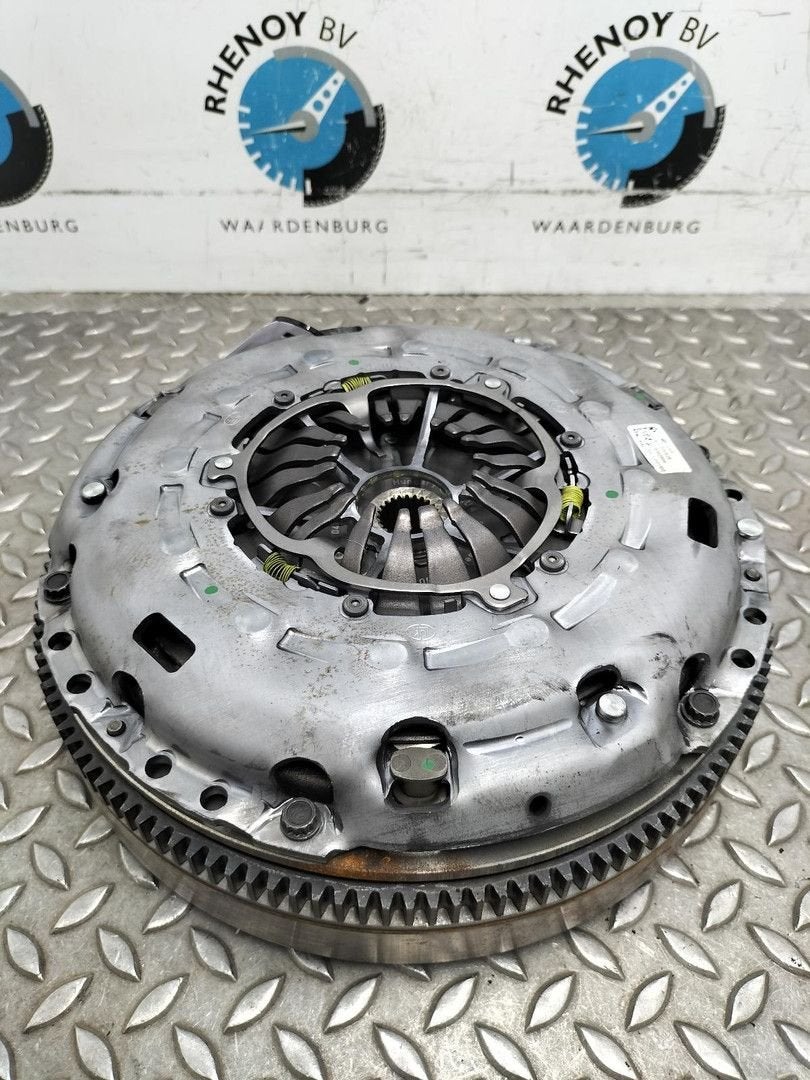 FORD TRANSIT CONNECT LWB TREND  VLIEGWIEL / KOPPELING 04L141, Auto-onderdelen, Motor en Toebehoren, Ophalen of Verzenden, Gebruikt
