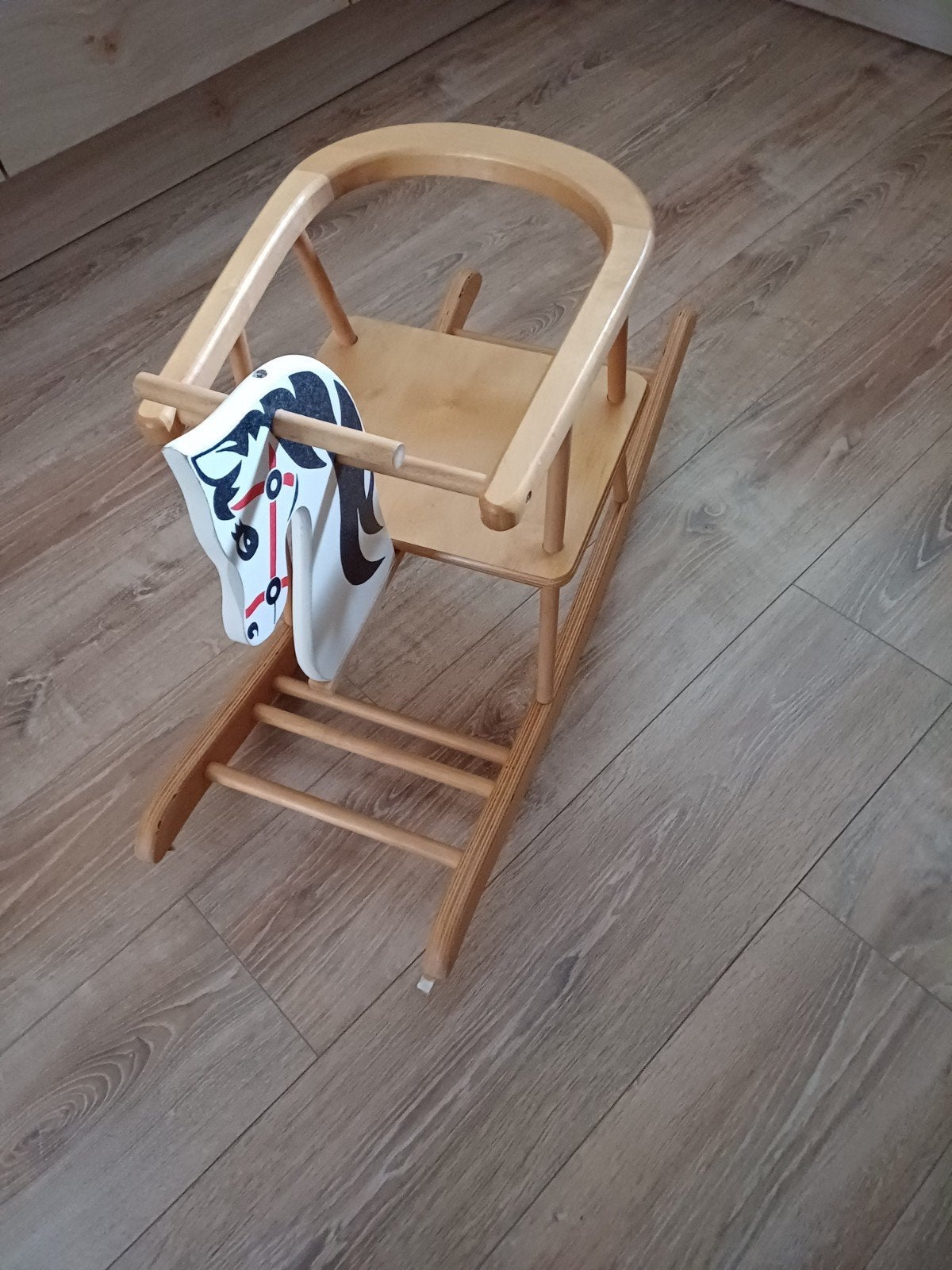 Hobbelpaard, Ophalen, Zo goed als nieuw