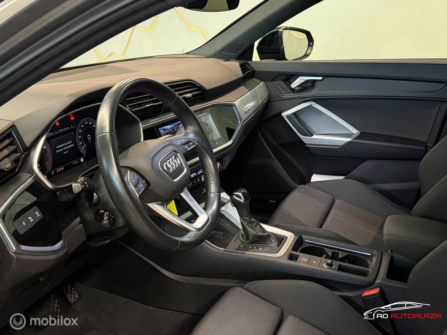 Audi Q3 Sportback 45 TFSI e S Edition Panorama/Sonos/RS Q3 l, Auto's, Stof, Zwart, 245 pk, Hybride Elektrisch/Benzine
