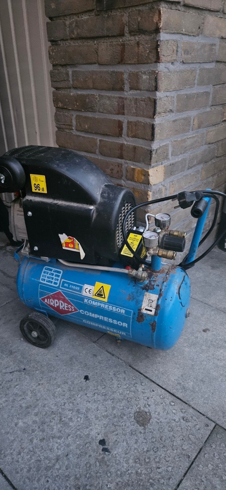 Airpress HL 310/25 Compressor - Defecte drukregelaar, Doe-het-zelf en Verbouw, Compressors, Ophalen