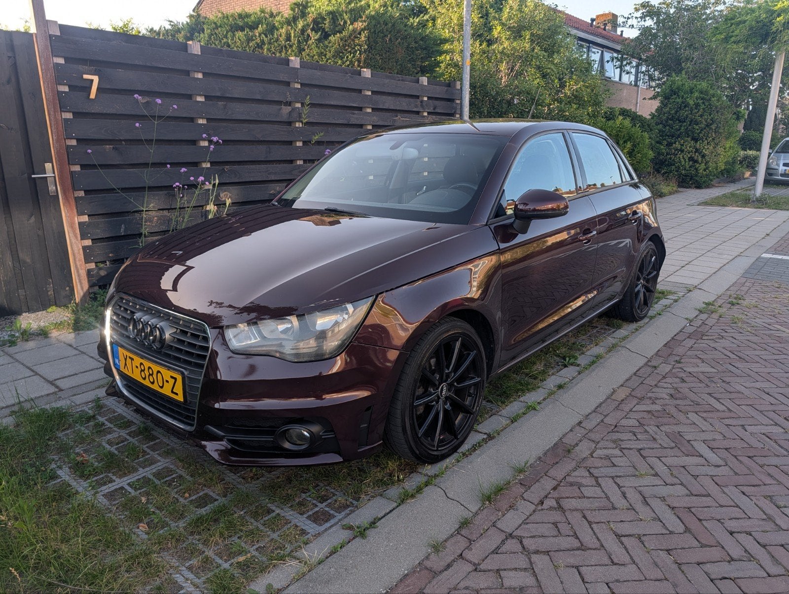 Audi A1 1.2 Tfsi 63KW SB 2012 Rood/paars pro-line airco, Voorwielaandrijving, Euro 5, Stof, A1